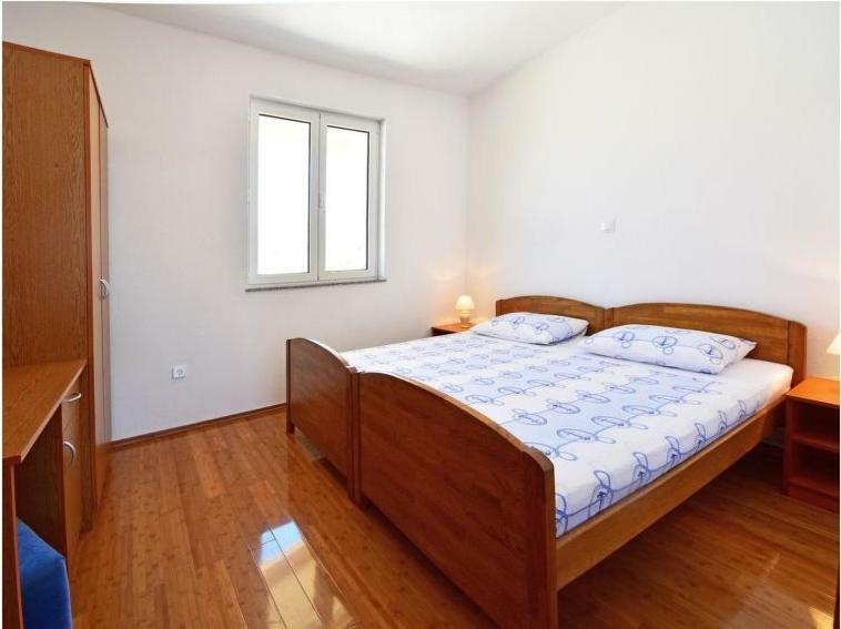 Apartments Golub Cesarica Buitenkant foto